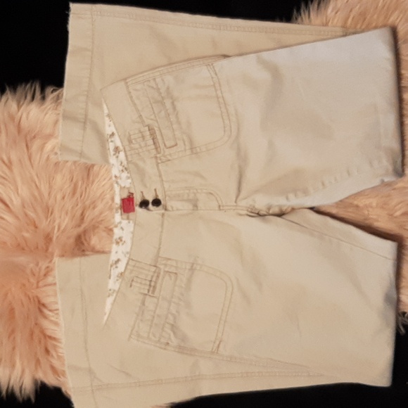 Vanity Designer Jeans - Picture 2 of 5